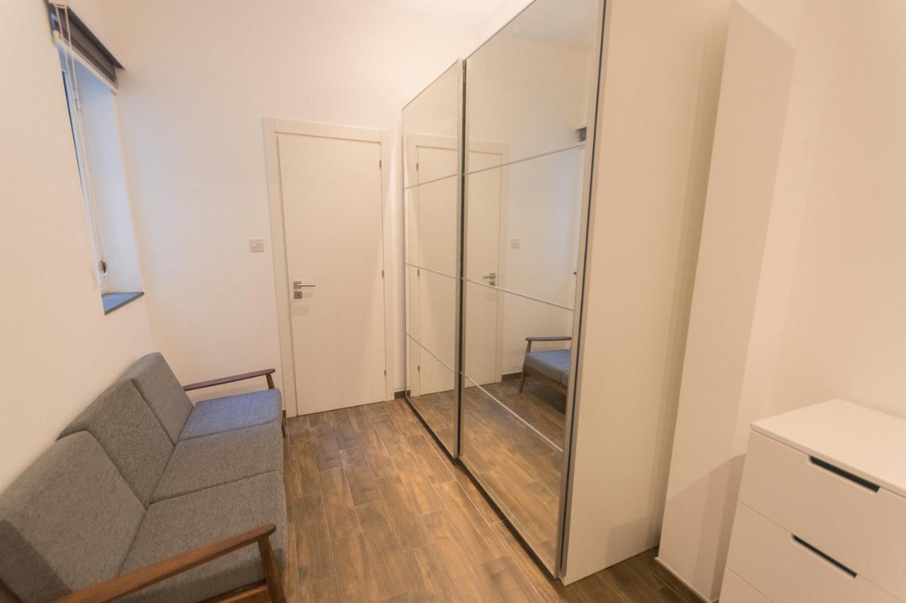 4 Bedroom Apartment Near Sliema Seafront Exterior foto